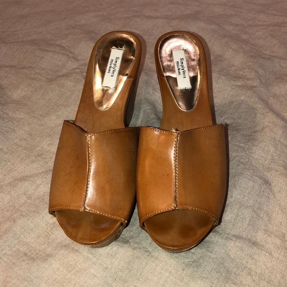 Simply Vera wedge sandals